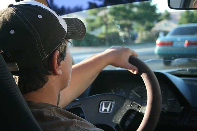 10 Tips for Defensive Driving 10 Tips for Defensive Driving