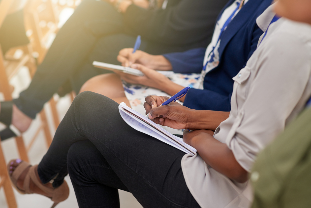 5 Lessons From My Freshman Year in College Female college students taking notes in class.