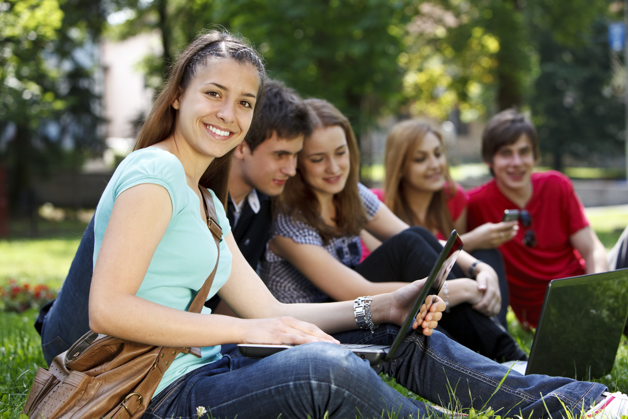  5 Reasons to Consider an Academic Pre-college Summer Program