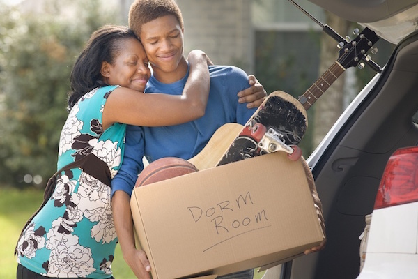 Four Ways Parents Can Ease the Transition to College Leaving for College