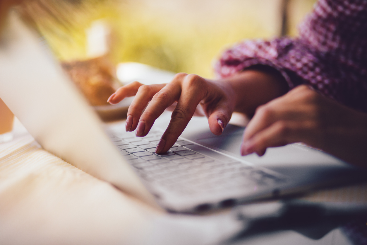 A Passion for Writing: Stephanie Barron Writing hands