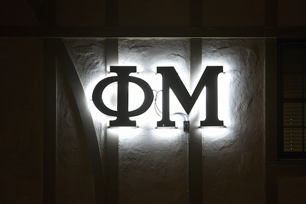 The Pros and Cons of Greek Life on Campus The Pros and Cons of Greek Life on Campus