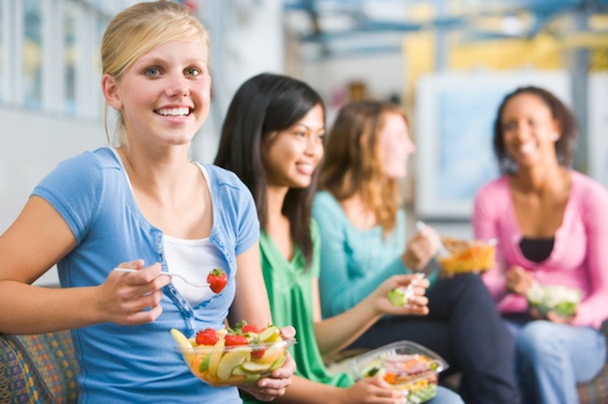 Putting a Healthy Twist on Summer Eating Putting a Healthy Twist on Summer Eating