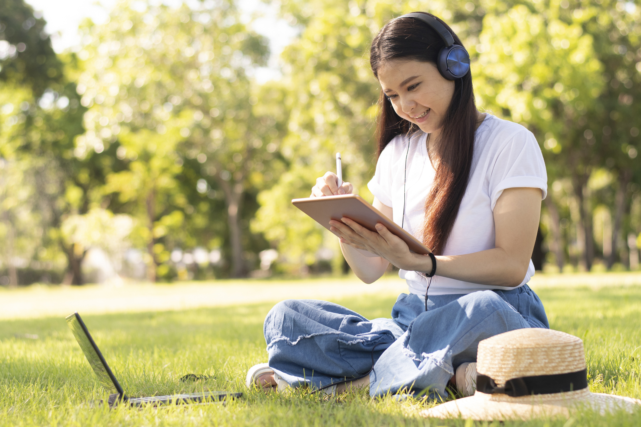 Use Your Summer to Boost Your College Application Summer Study
